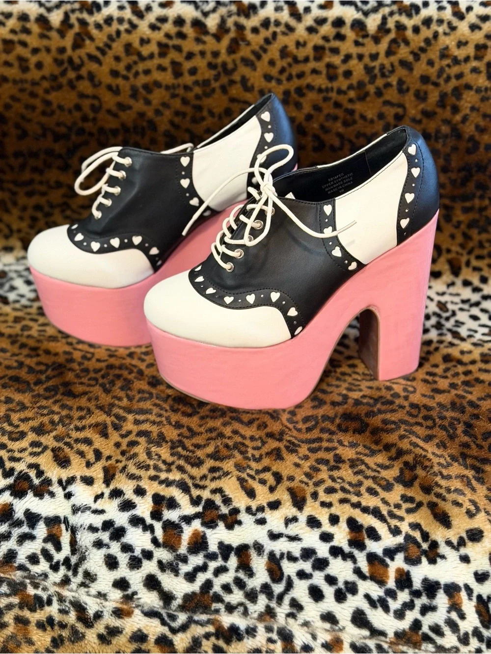 RARE Sugarbaby Dolls Kill Size 9 Pink Platform Oxford Heels Rockabilly